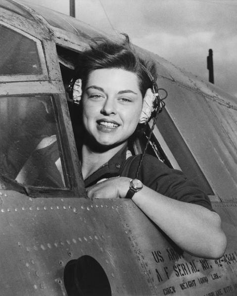 Elizabeth_L._Remba_Gardner,_Women's_Airforce_Service_Pilots,_NARA-542191